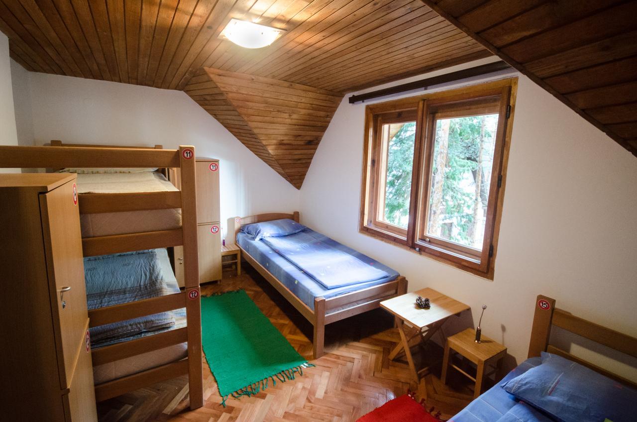 Rustic Home Tara Калюд'єрске Баре Екстер'єр фото