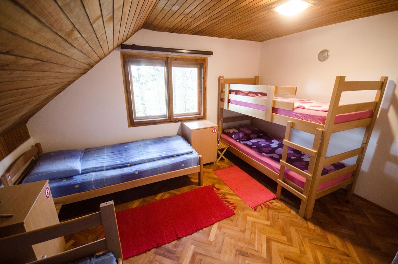Rustic Home Tara Калюд'єрске Баре Екстер'єр фото