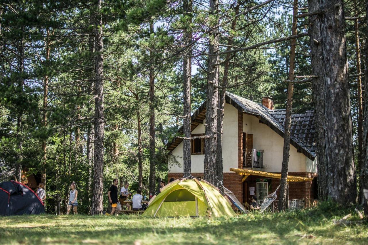 Rustic Home Tara Калюд'єрске Баре Екстер'єр фото